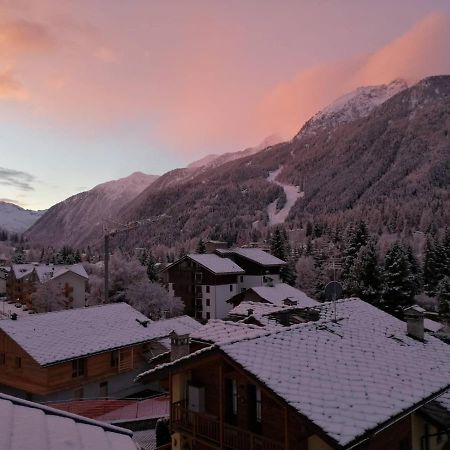 Chalet Monterosa Грессоне-Сен-Жан Екстер'єр фото